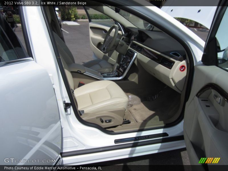 Ice White / Sandstone Beige 2012 Volvo S80 3.2