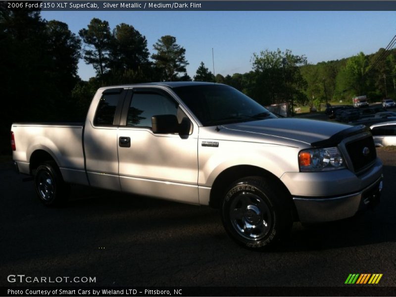 Silver Metallic / Medium/Dark Flint 2006 Ford F150 XLT SuperCab