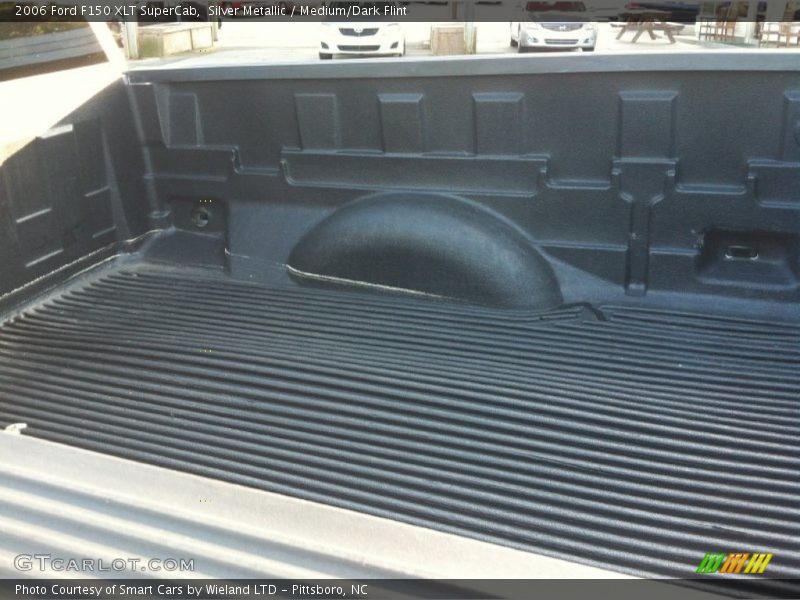 Silver Metallic / Medium/Dark Flint 2006 Ford F150 XLT SuperCab