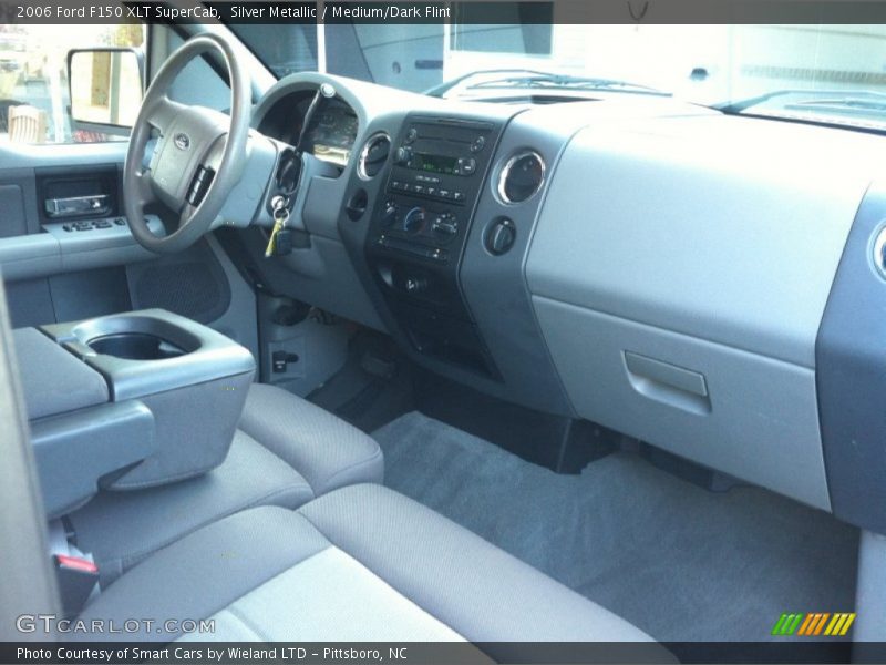 Silver Metallic / Medium/Dark Flint 2006 Ford F150 XLT SuperCab