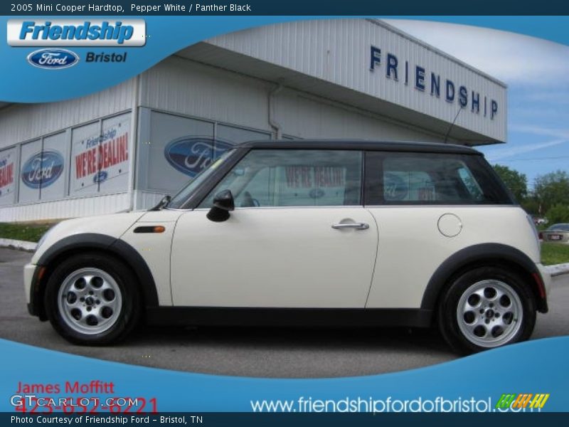 Pepper White / Panther Black 2005 Mini Cooper Hardtop