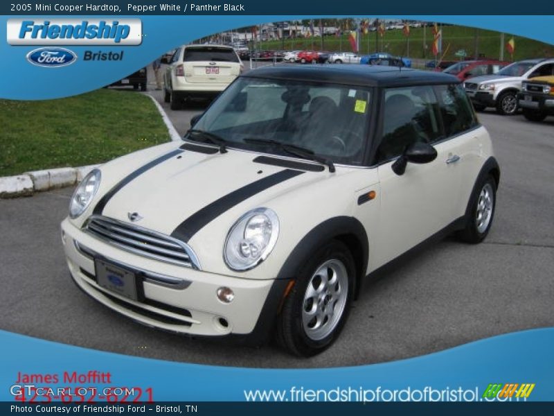 Pepper White / Panther Black 2005 Mini Cooper Hardtop