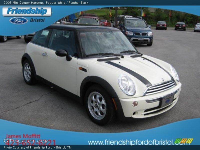 Pepper White / Panther Black 2005 Mini Cooper Hardtop