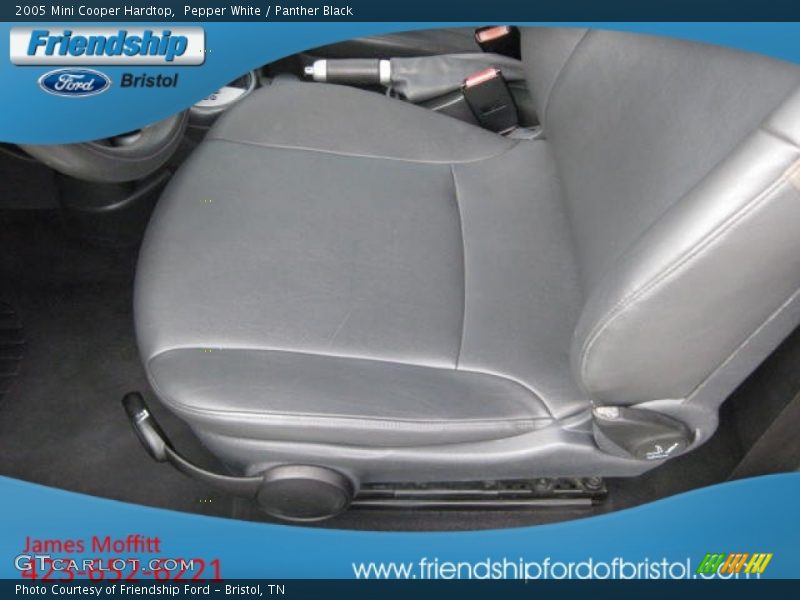 Pepper White / Panther Black 2005 Mini Cooper Hardtop