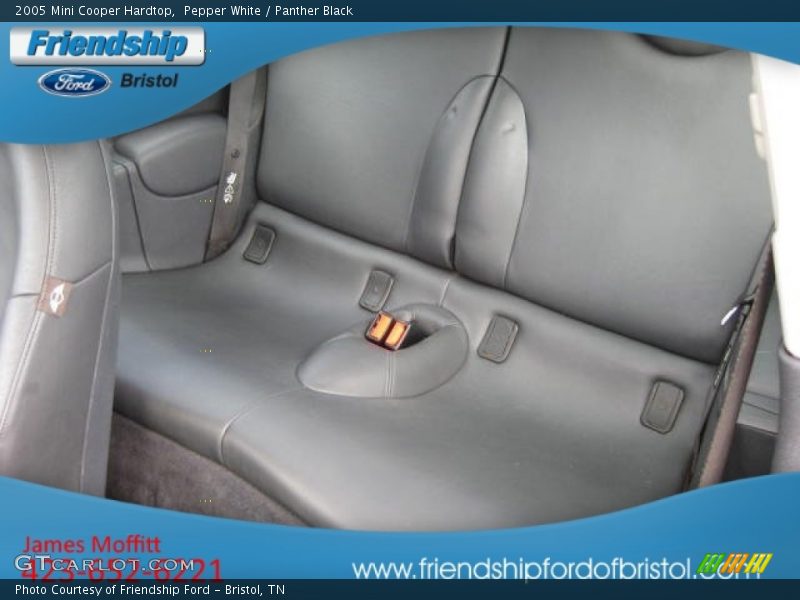 Pepper White / Panther Black 2005 Mini Cooper Hardtop