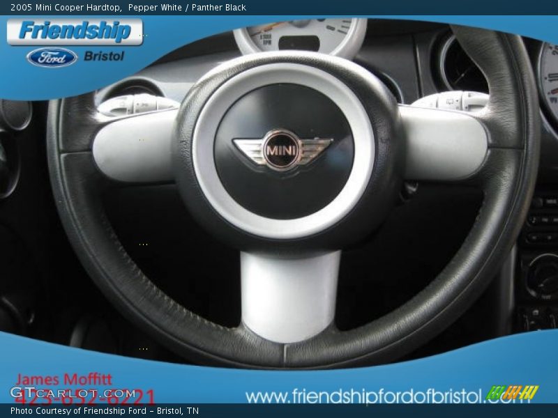 Pepper White / Panther Black 2005 Mini Cooper Hardtop