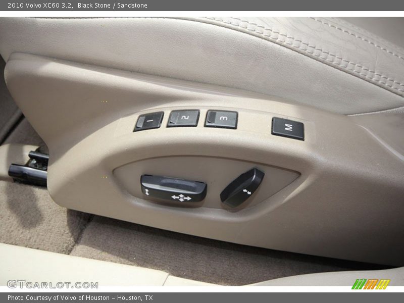 Black Stone / Sandstone 2010 Volvo XC60 3.2