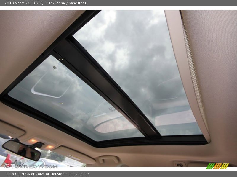Black Stone / Sandstone 2010 Volvo XC60 3.2