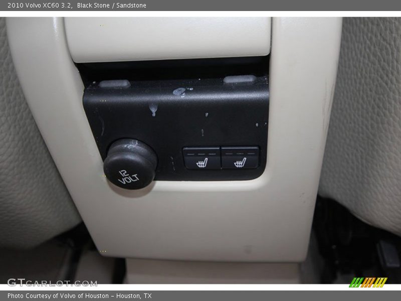Black Stone / Sandstone 2010 Volvo XC60 3.2