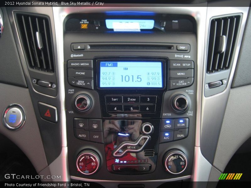 Controls of 2012 Sonata Hybrid