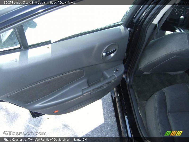 Black / Dark Pewter 2005 Pontiac Grand Prix Sedan