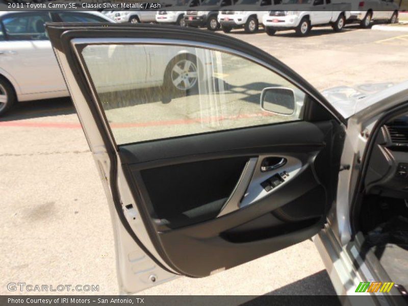 Classic Silver Metallic / Ash 2011 Toyota Camry SE