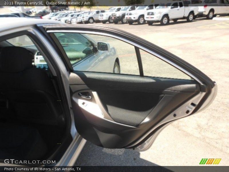Classic Silver Metallic / Ash 2011 Toyota Camry SE