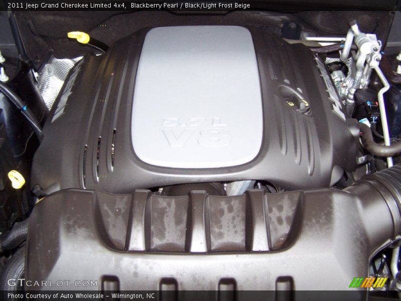 Blackberry Pearl / Black/Light Frost Beige 2011 Jeep Grand Cherokee Limited 4x4