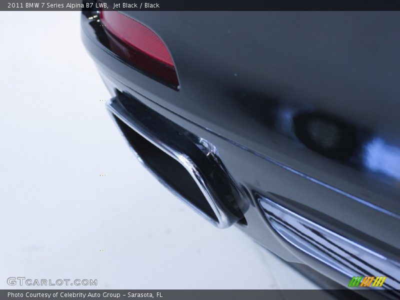 Exhaust of 2011 7 Series Alpina B7 LWB