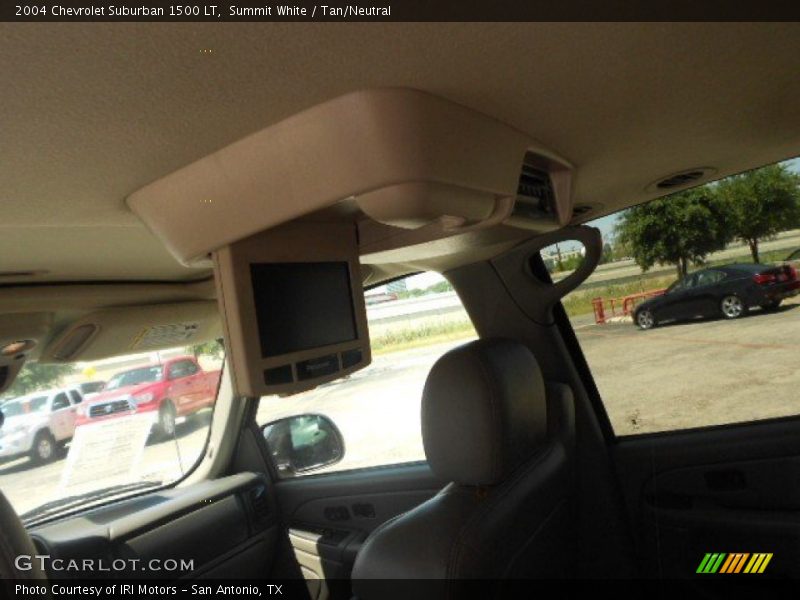 Summit White / Tan/Neutral 2004 Chevrolet Suburban 1500 LT