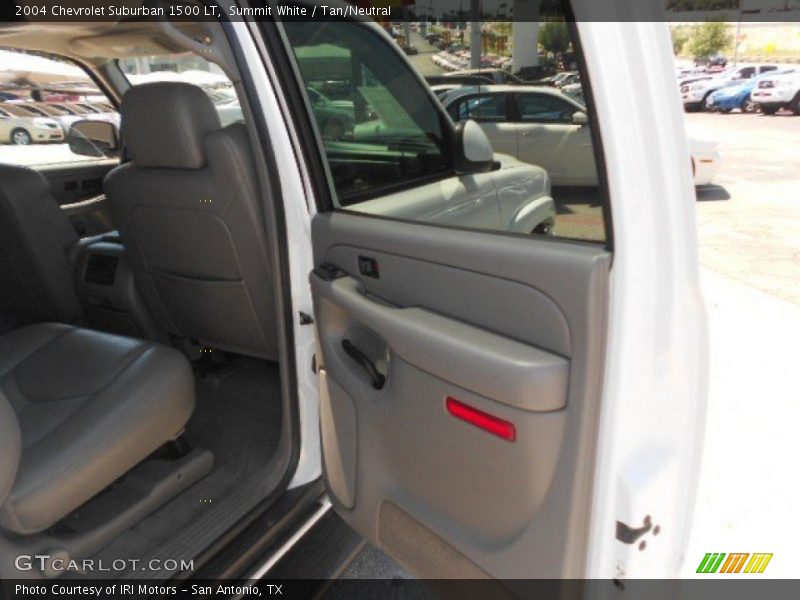 Summit White / Tan/Neutral 2004 Chevrolet Suburban 1500 LT