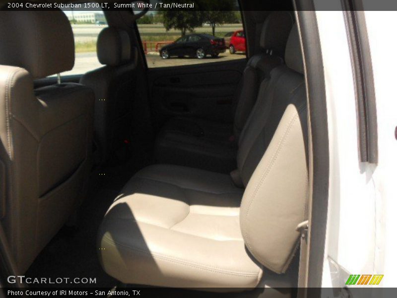 Summit White / Tan/Neutral 2004 Chevrolet Suburban 1500 LT