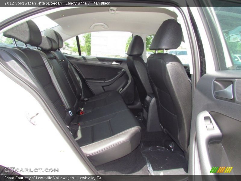 Candy White / Titan Black 2012 Volkswagen Jetta SE Sedan