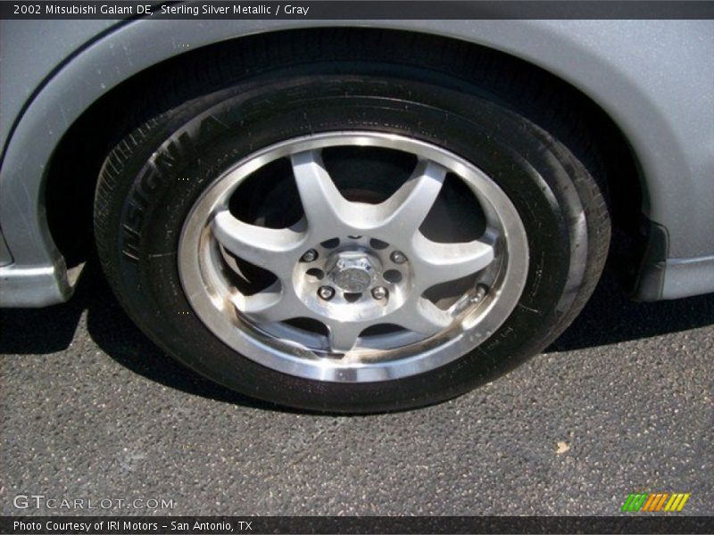 Sterling Silver Metallic / Gray 2002 Mitsubishi Galant DE