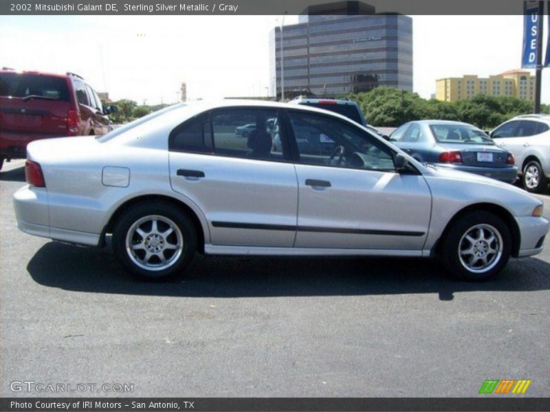 Sterling Silver Metallic / Gray 2002 Mitsubishi Galant DE