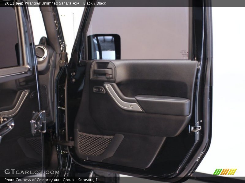 Black / Black 2011 Jeep Wrangler Unlimited Sahara 4x4