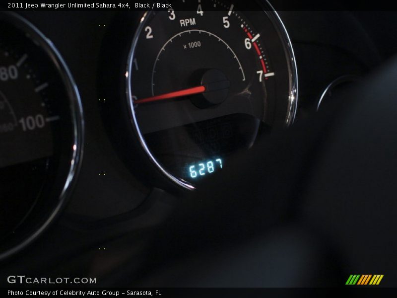 Black / Black 2011 Jeep Wrangler Unlimited Sahara 4x4
