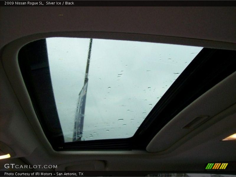 Silver Ice / Black 2009 Nissan Rogue SL