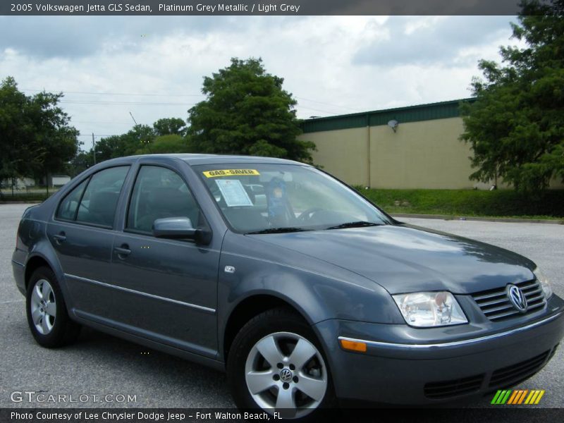 Platinum Grey Metallic / Light Grey 2005 Volkswagen Jetta GLS Sedan