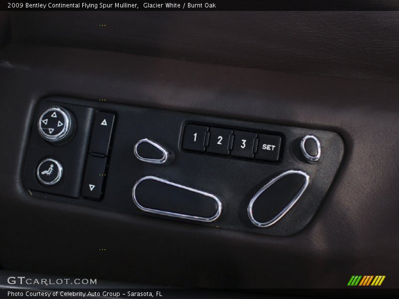Controls of 2009 Continental Flying Spur Mulliner