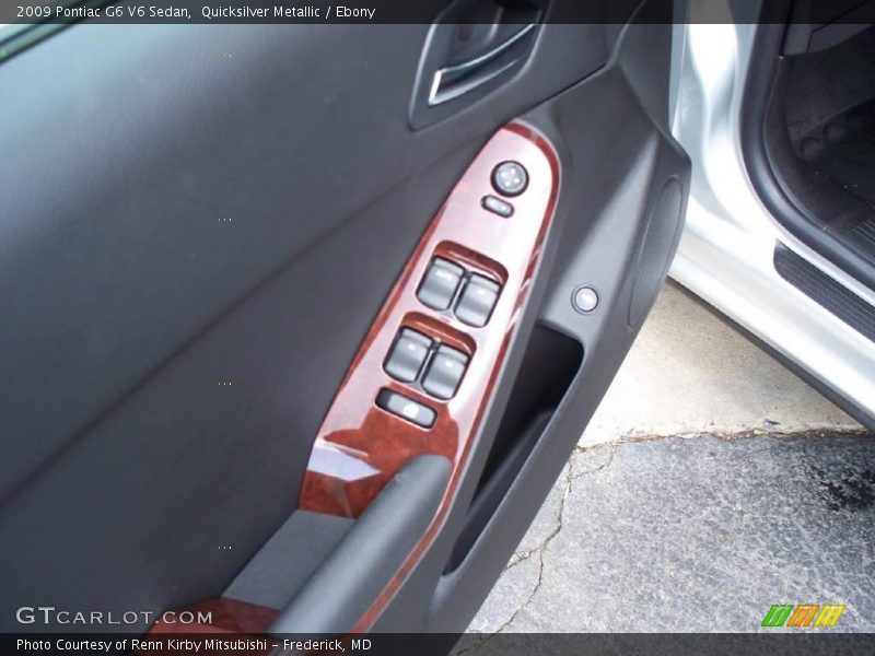 Quicksilver Metallic / Ebony 2009 Pontiac G6 V6 Sedan