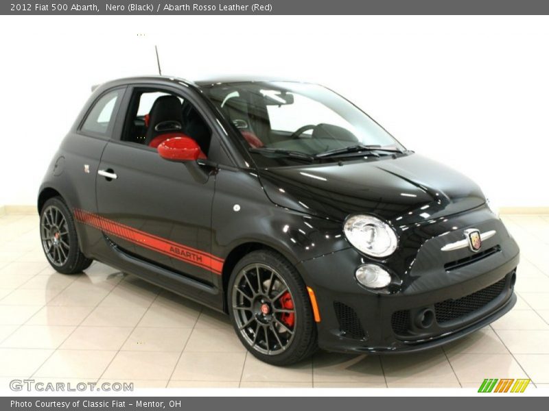 Front 3/4 View of 2012 500 Abarth
