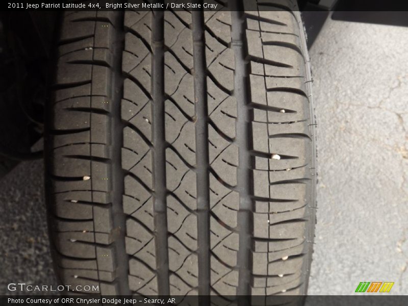 Bright Silver Metallic / Dark Slate Gray 2011 Jeep Patriot Latitude 4x4