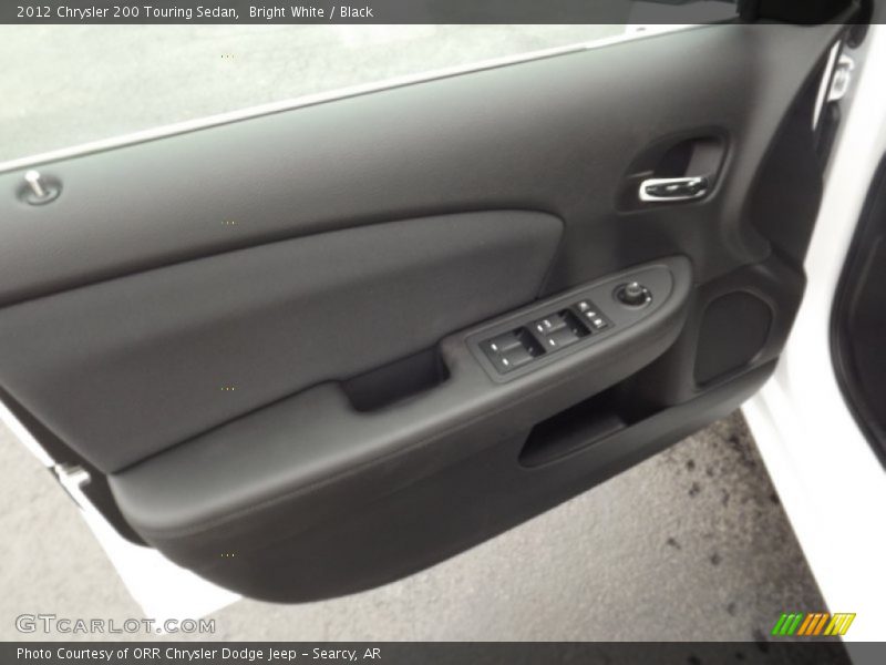 Bright White / Black 2012 Chrysler 200 Touring Sedan