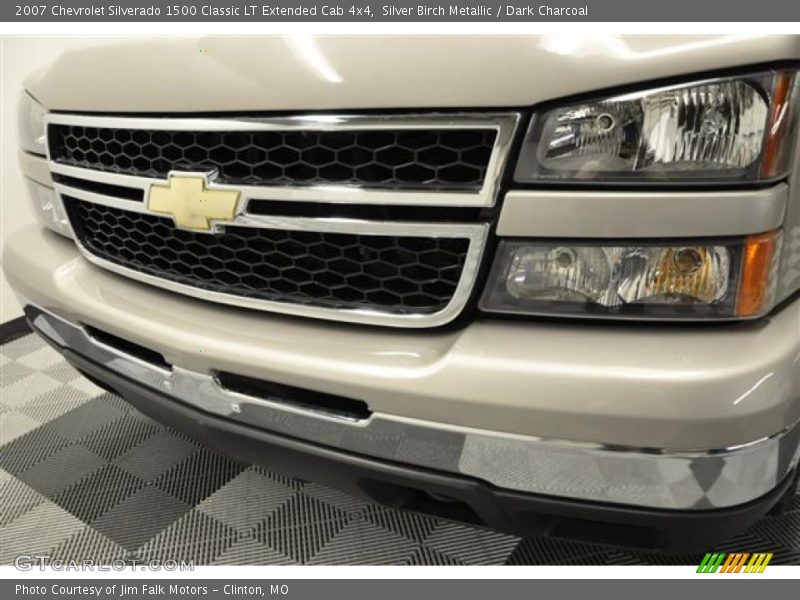 Silver Birch Metallic / Dark Charcoal 2007 Chevrolet Silverado 1500 Classic LT Extended Cab 4x4