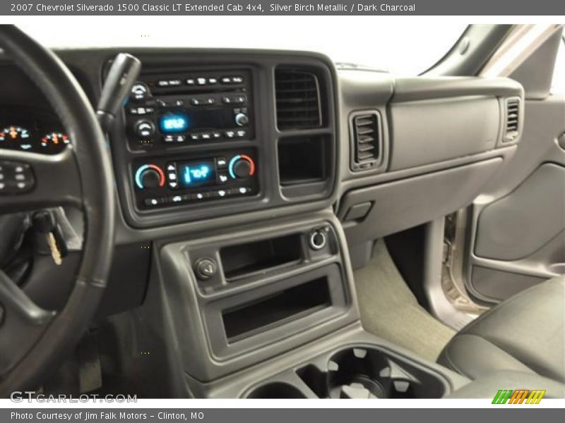 Silver Birch Metallic / Dark Charcoal 2007 Chevrolet Silverado 1500 Classic LT Extended Cab 4x4