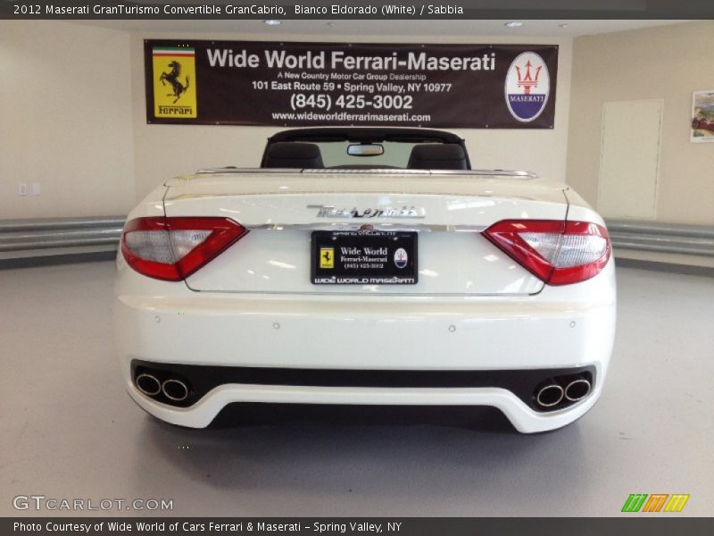 Bianco Eldorado (White) / Sabbia 2012 Maserati GranTurismo Convertible GranCabrio