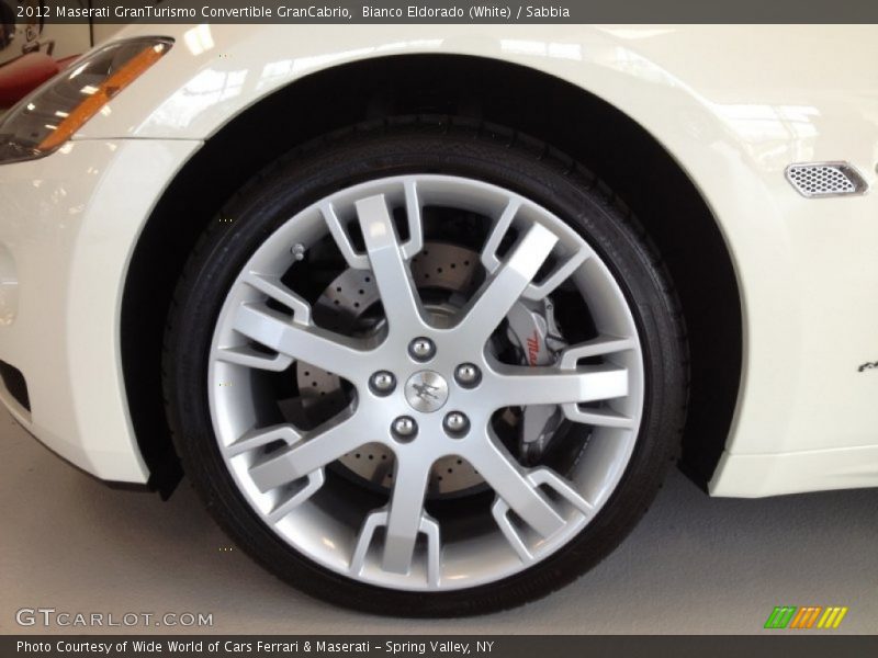 Bianco Eldorado (White) / Sabbia 2012 Maserati GranTurismo Convertible GranCabrio