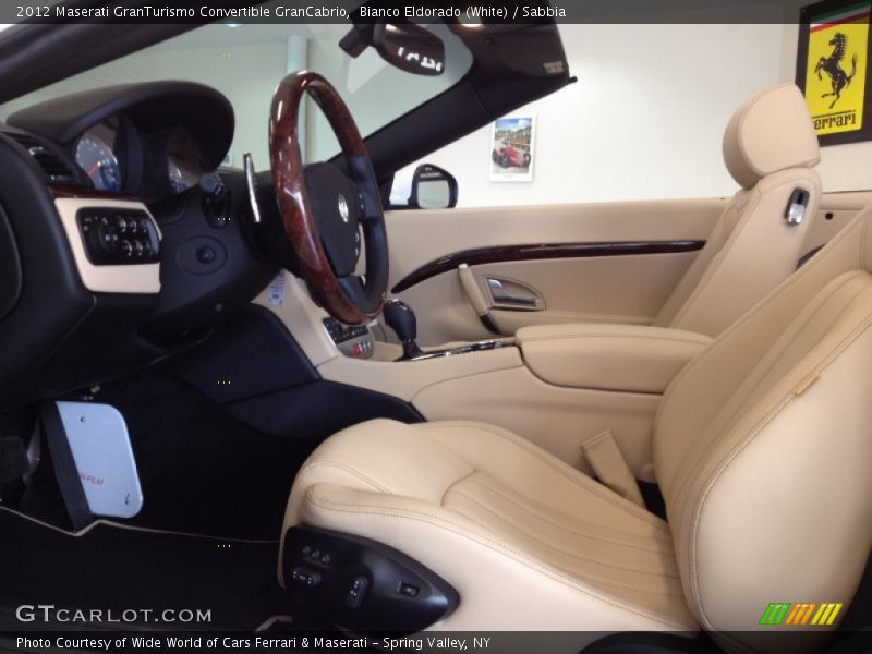  2012 GranTurismo Convertible GranCabrio Sabbia Interior