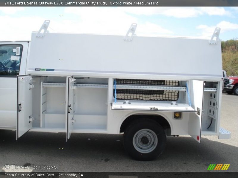 Oxford White / Medium Flint 2011 Ford E Series Cutaway E350 Commercial Utility Truck