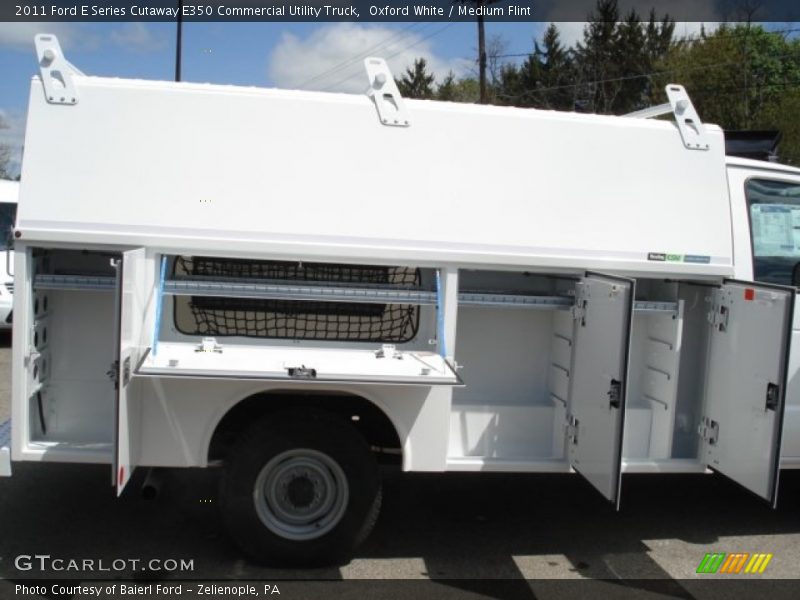 Oxford White / Medium Flint 2011 Ford E Series Cutaway E350 Commercial Utility Truck