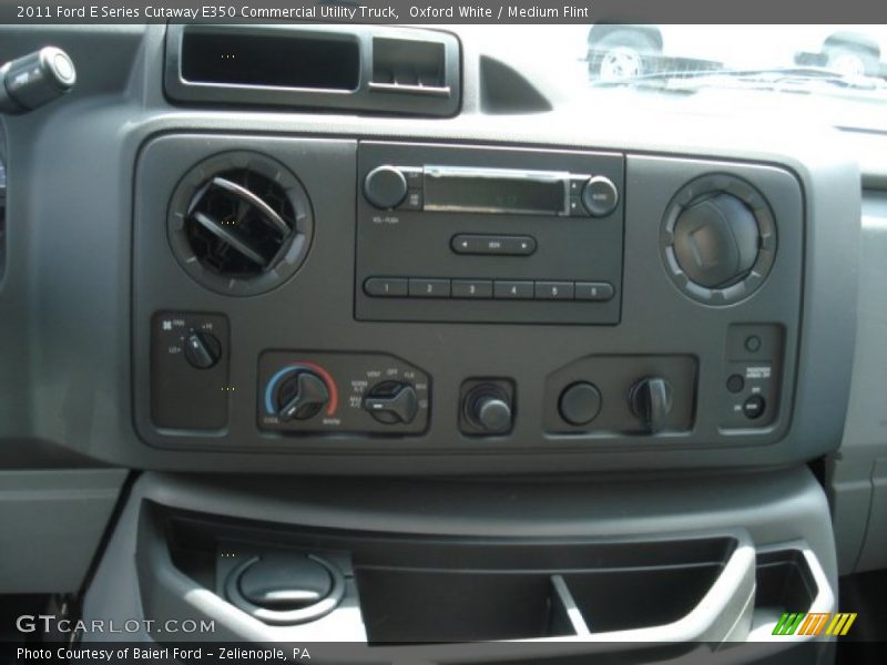 Oxford White / Medium Flint 2011 Ford E Series Cutaway E350 Commercial Utility Truck