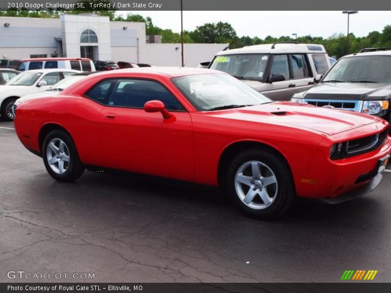 TorRed / Dark Slate Gray 2010 Dodge Challenger SE