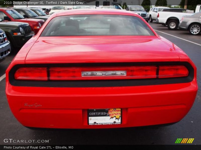 TorRed / Dark Slate Gray 2010 Dodge Challenger SE