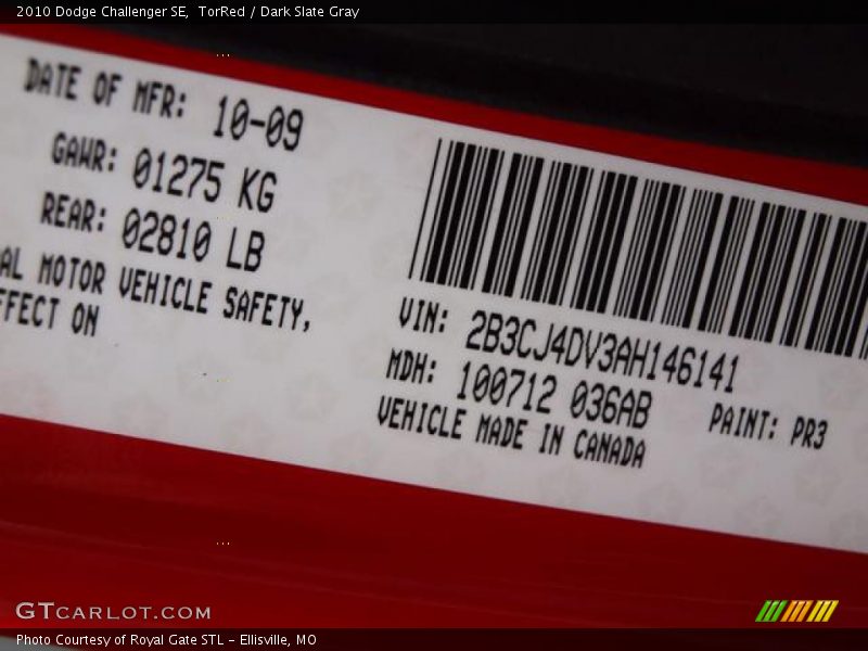 TorRed / Dark Slate Gray 2010 Dodge Challenger SE