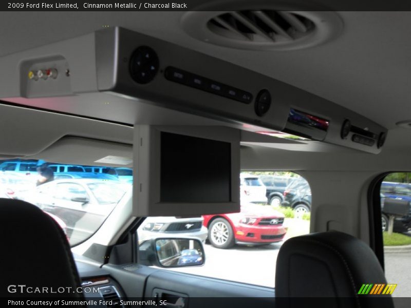 Cinnamon Metallic / Charcoal Black 2009 Ford Flex Limited