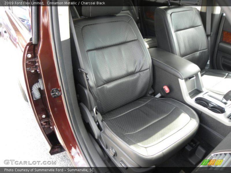 Cinnamon Metallic / Charcoal Black 2009 Ford Flex Limited