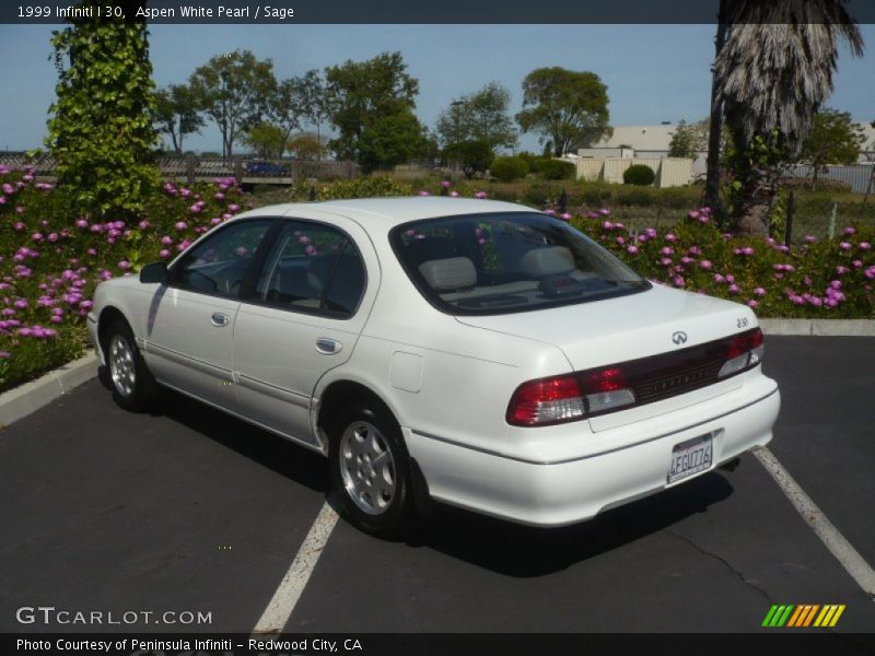 Aspen White Pearl / Sage 1999 Infiniti I 30