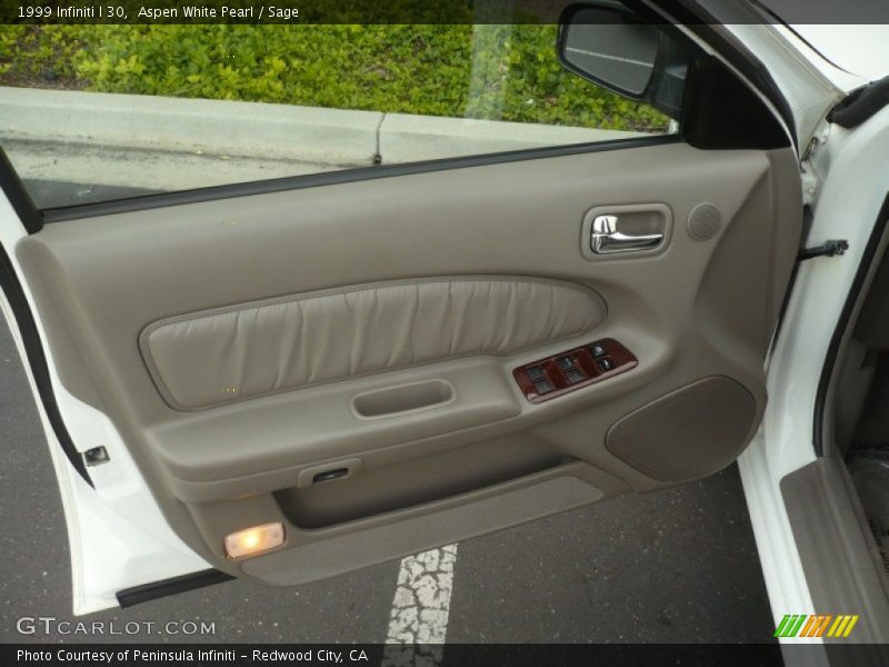 Aspen White Pearl / Sage 1999 Infiniti I 30