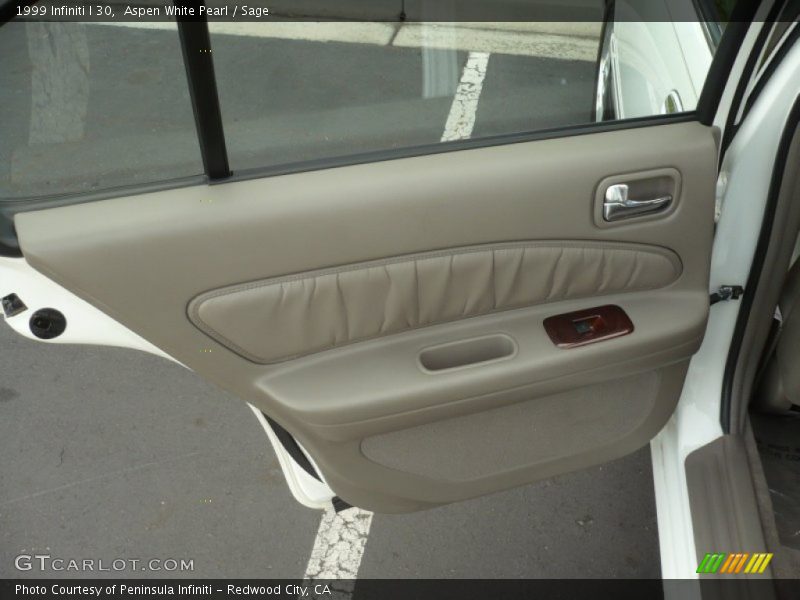 Aspen White Pearl / Sage 1999 Infiniti I 30